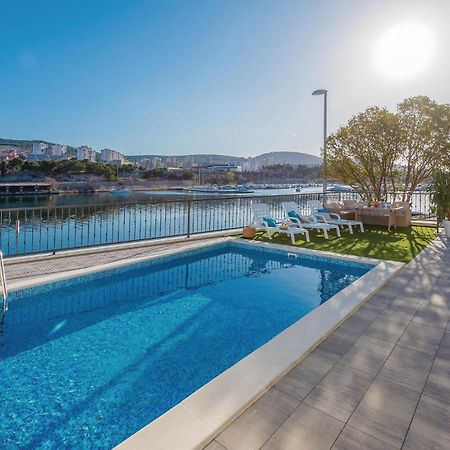 Beautiful Home In Sibenik With Kitchen Exterior photo